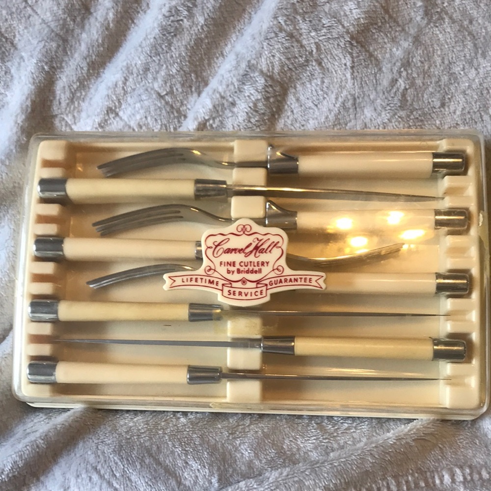 Carvel Hall Fine Cutlery by Briddell